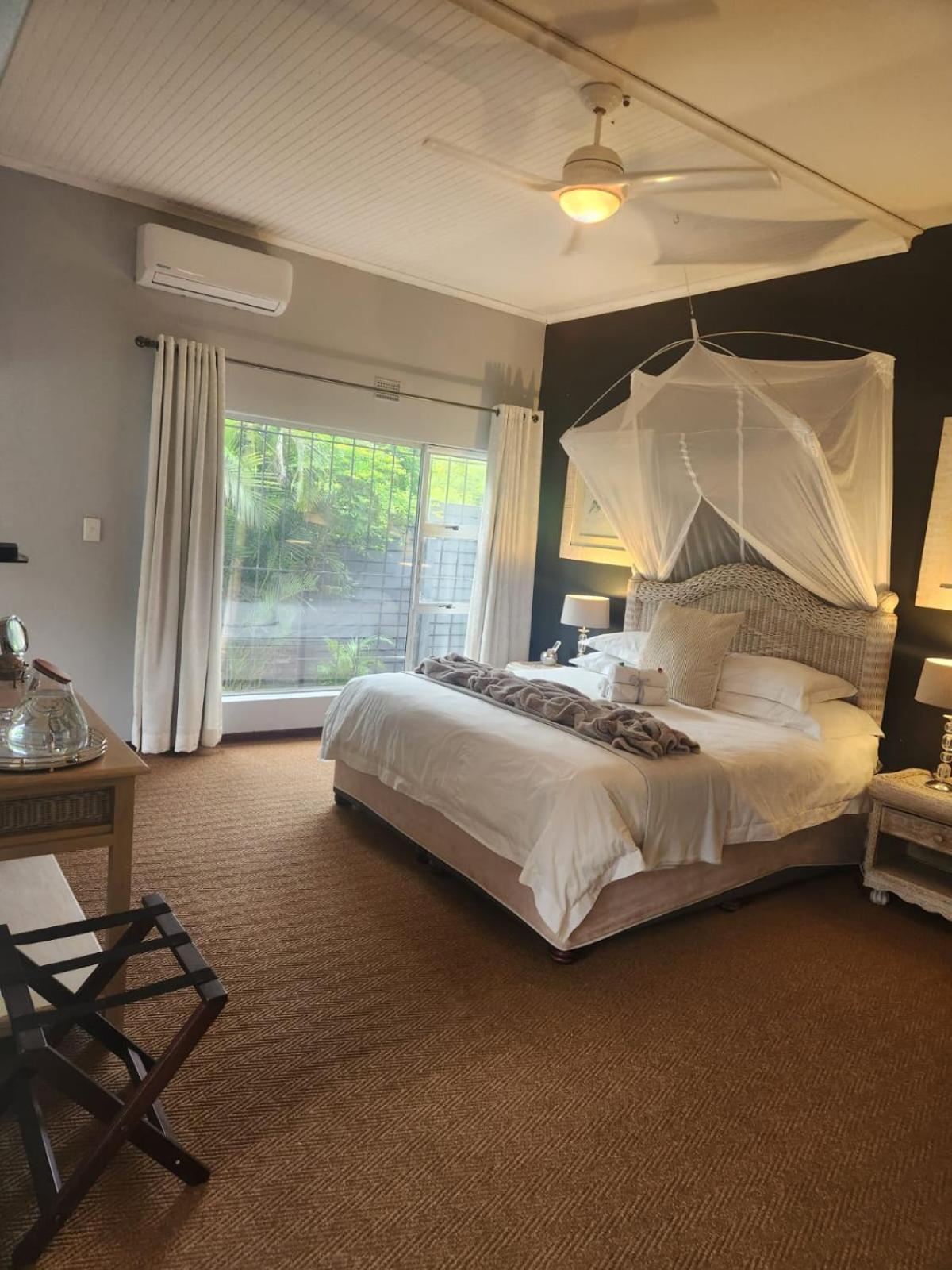 Hillton Manor Guest House Richards Bay Bagian luar foto