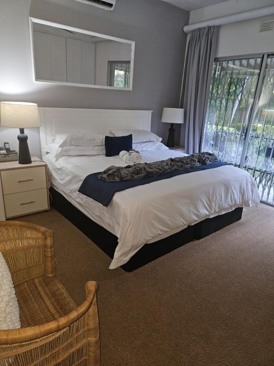 Hillton Manor Guest House Richards Bay Bagian luar foto